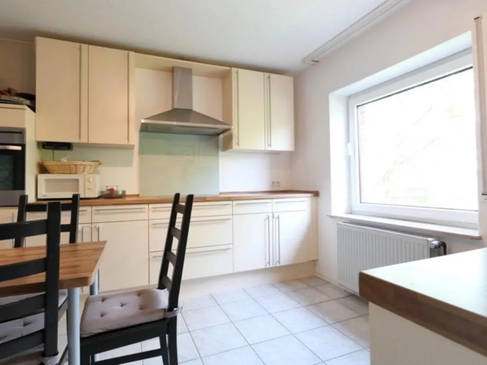 4-Zimmer-Wohnung in der Uhlandstraße