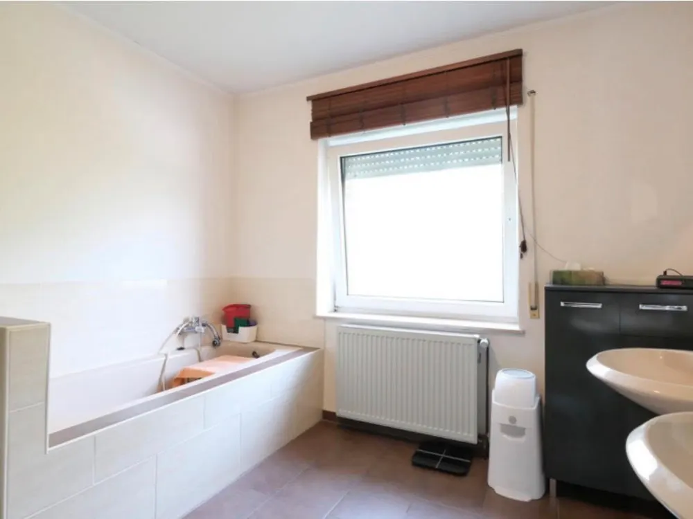 4-Zimmer-Wohnung in der Uhlandstraße