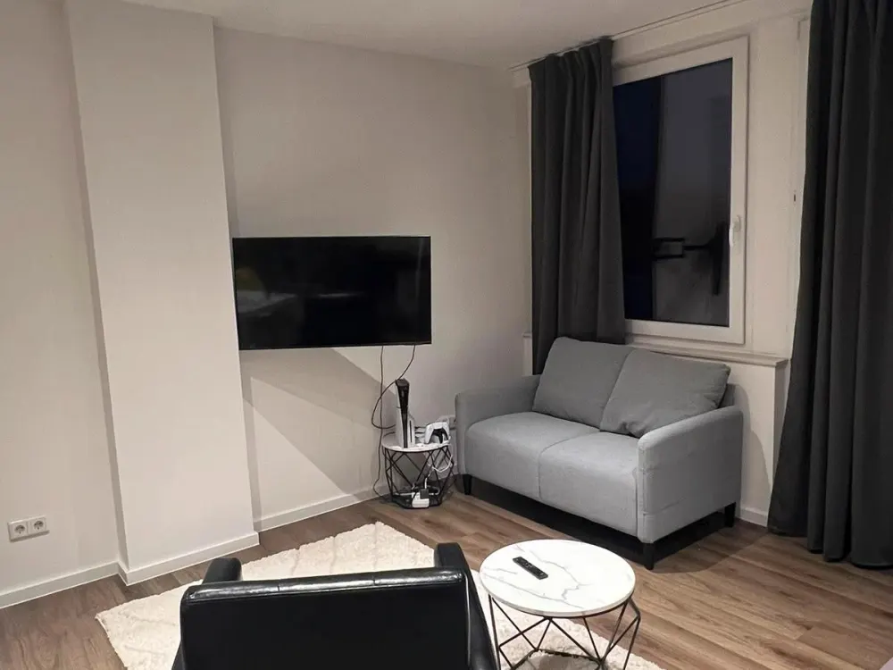 Looking for a new tenant 1-room fully furnished apartment from 01.10 Opladen