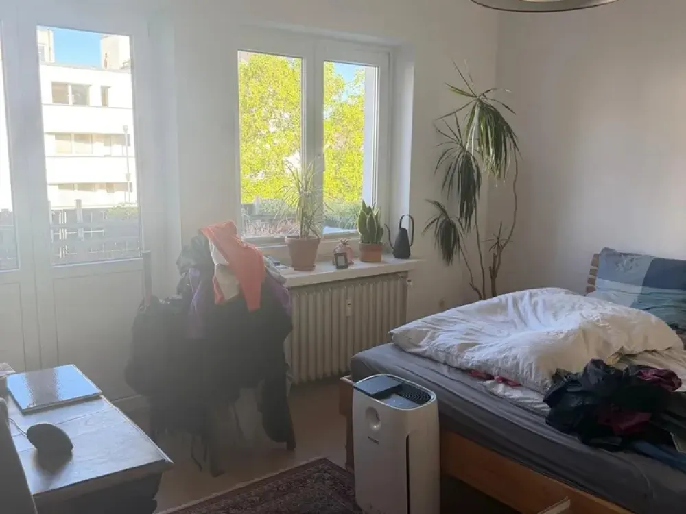 DEUTZ - Super geschnittene Zwei-Zimmerwohnung mit Balkon - WG geeignet