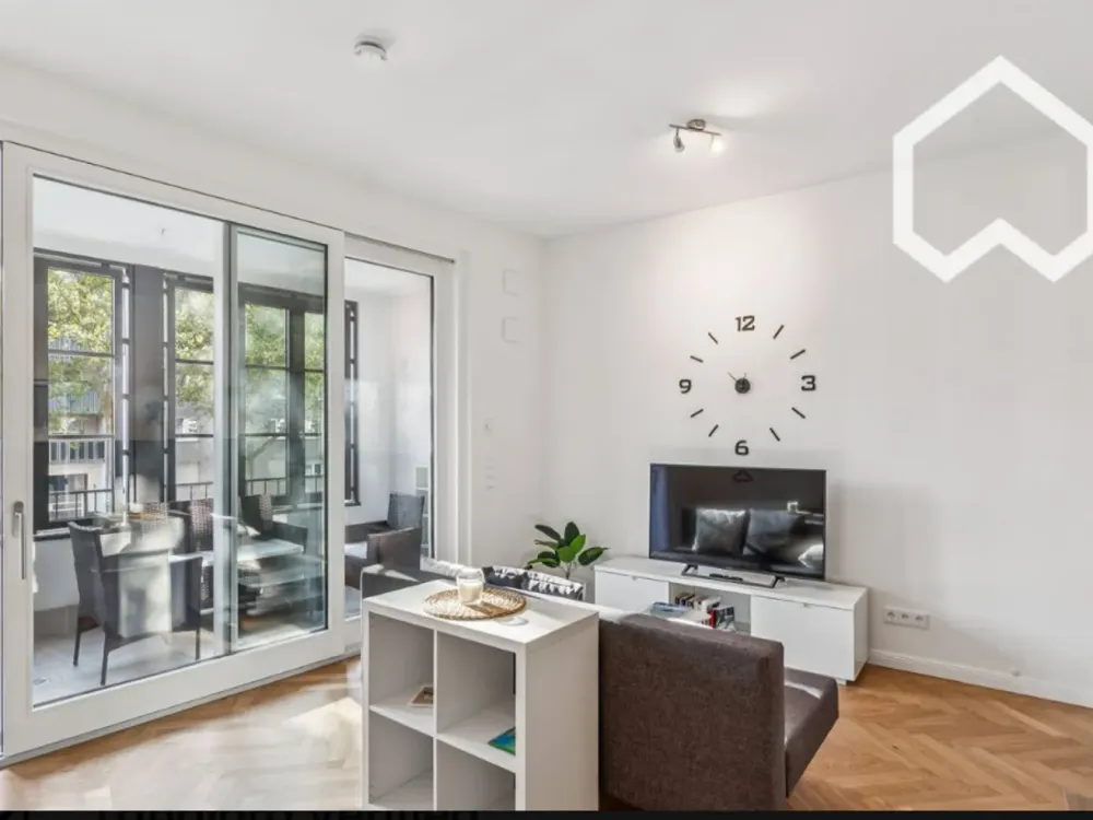 Stilvolles Einzimmerapartment in Schöneberg: Erstbezug