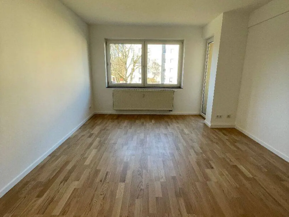 Moderne 1-Zimmer-Wohnung mit Balkon in St. Leonhard