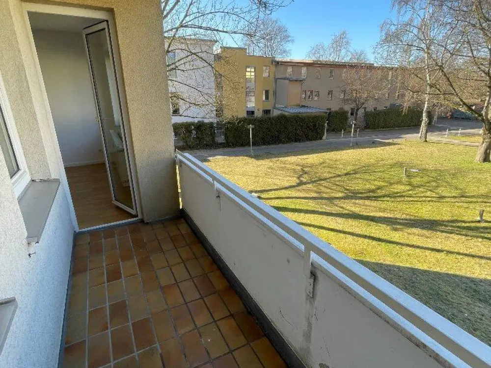 Moderne 1-Zimmer-Wohnung mit Balkon in St. Leonhard
