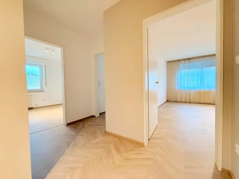 Hochmoderne 3-Zimmer-Wohnung | 82 m² | zentral in Schlangen