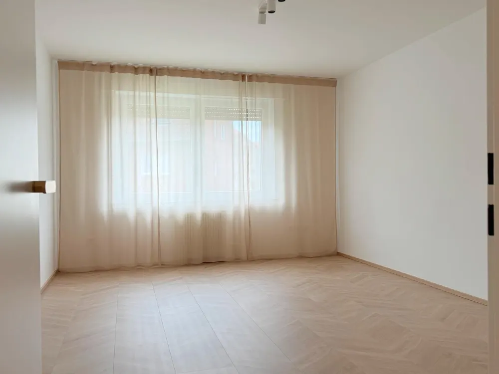 Hochmoderne 3-Zimmer-Wohnung | 82 m² | zentral in Schlangen