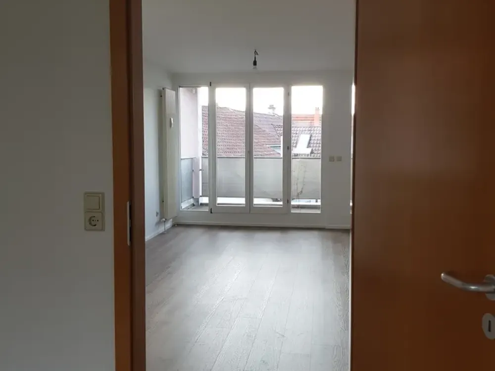 Exklusive 2-Zimmer-Wohnung mit Einbauküche in Esslingen am Neckar