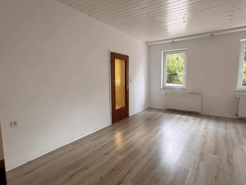 Beautiful 3-Room Apartment (80 m²) in a Quiet Residential Area