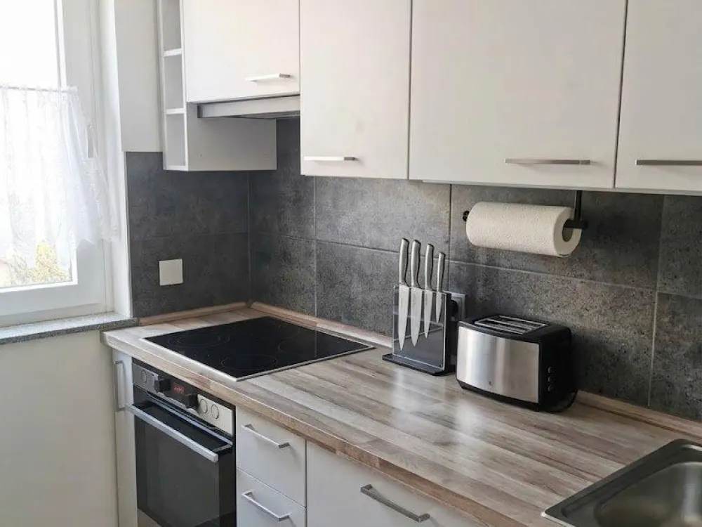 Moderne 2-ZKB-Wohnung mit Balkon, Nähe Ketteler Krankenhaus