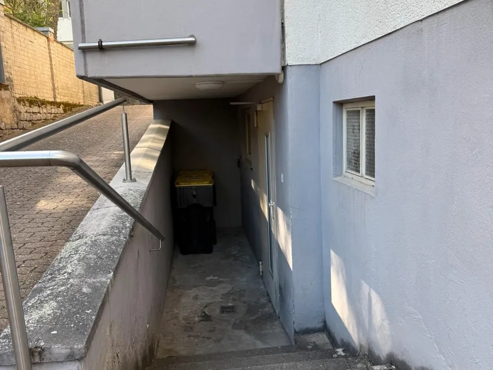 Central & Worry-Free: 75m² in the Government District St. Johann, 770€