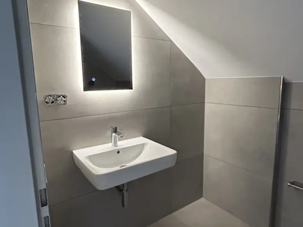 Renovated 4.5-Room Apartment in Bergisch Gladbach