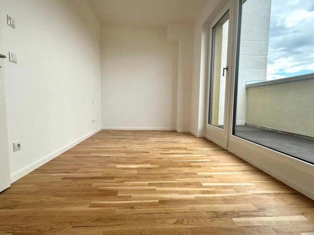 Moderne 5-Raum-Familienwohnung im Erstbezug mit 2 großen Balkonen, 2 Bädern und offener Küche inkl. EBK