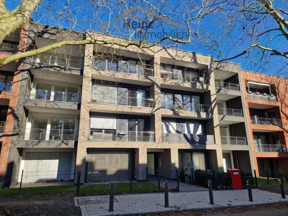 Balkonwohnung in ruhiger Zentrumslage von Bergisch Gladbach !!!