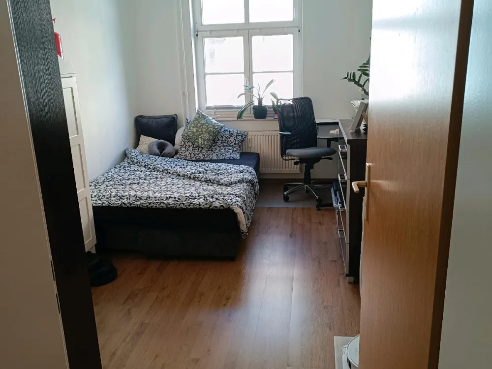 Neuer Nachmieter! 3Zimmer Whng mit Balkon, Küche mit Herd