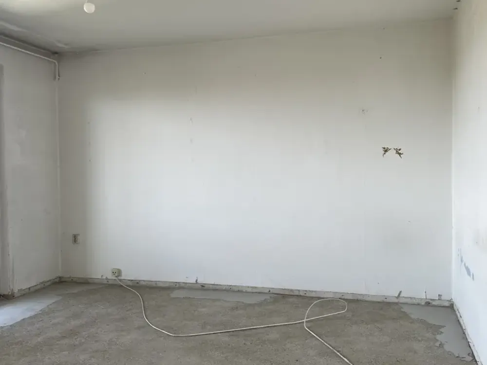 unsanierte 1 Zimmer Wohnung