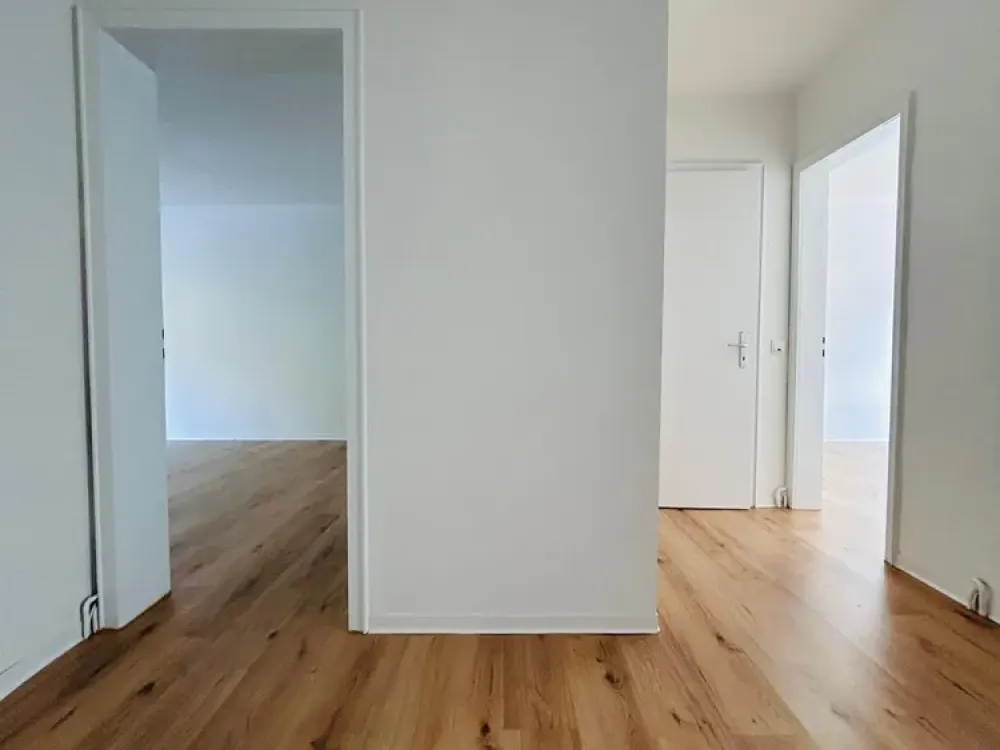 Moderne 3-Zimmer-Wohnung mit Balkon und Einbauküche