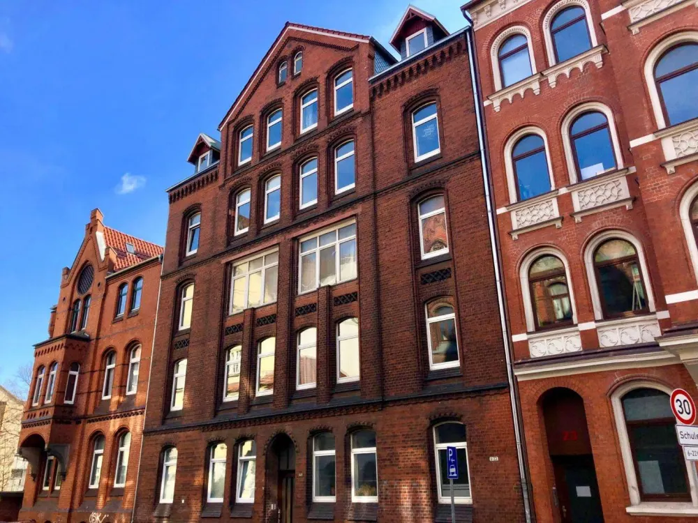 Helles 3-Zimmer-Apartment im 2. Obergeschoss mit Balkon Hannover - Badenstedter Str.