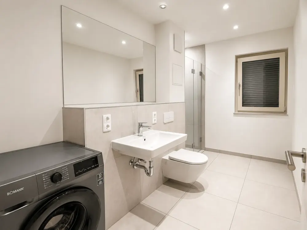 Central 1-Room Apartment | Large Balcony | Fitted Kitchen | Underfloor Heating
