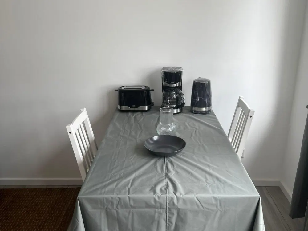 Einzug ab Sofort: ALL-INCLUSIVE 1-Zimmer Apartment in Köln