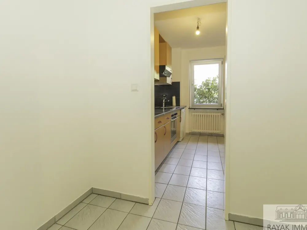 Renovierte 2-Zimmer-Erdgeschosswohnung zu vermieten in Düsseldorf-Garath - Rayak Immobilien Ihr Makl