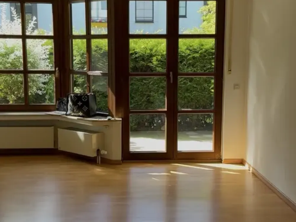 Helle 2-Zimmer-Wohnung mit überdachter Terrasse in ruhiger Wohnlage von Hilden Süd