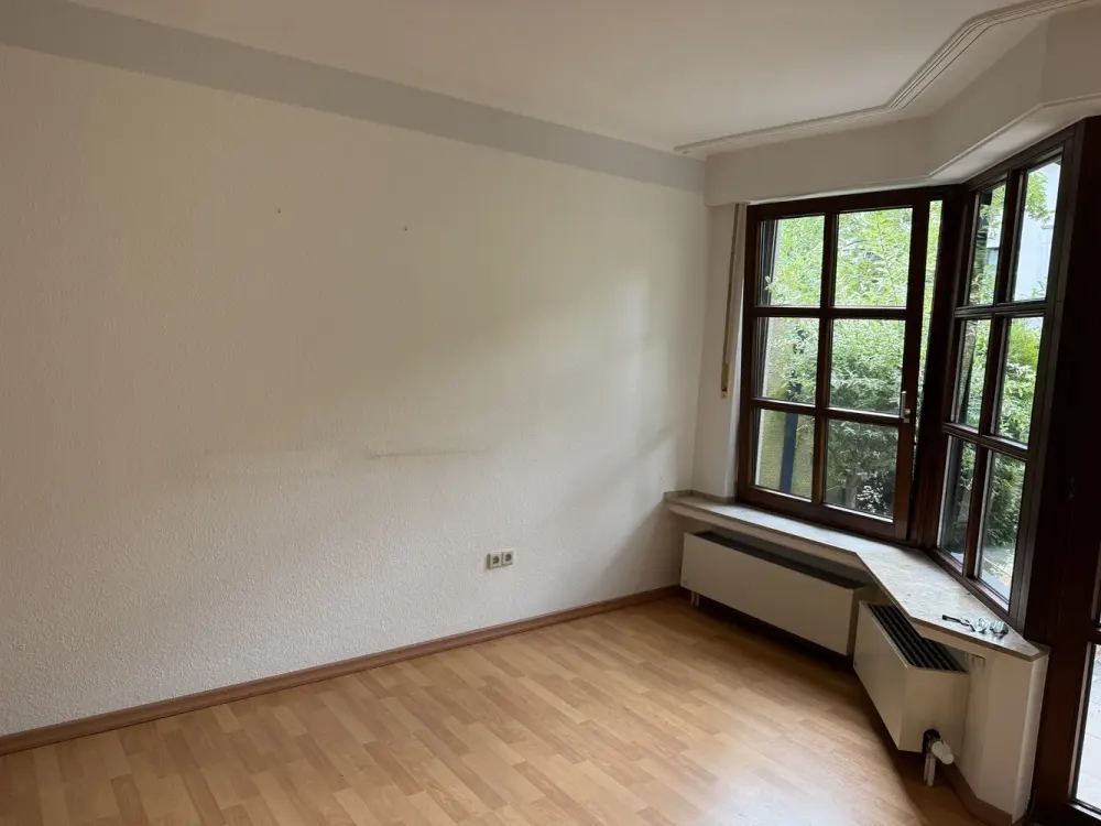 Helle 2-Zimmer-Wohnung mit überdachter Terrasse in ruhiger Wohnlage von Hilden Süd