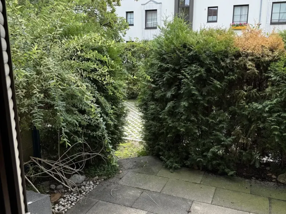 Helle 2-Zimmer-Wohnung mit überdachter Terrasse in ruhiger Wohnlage von Hilden Süd