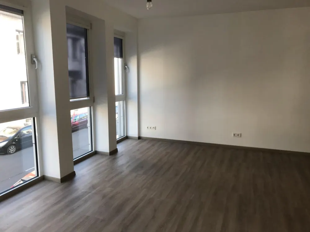 Lichtdurchflutete Einzimmerwohnung in Köln Lindenthal