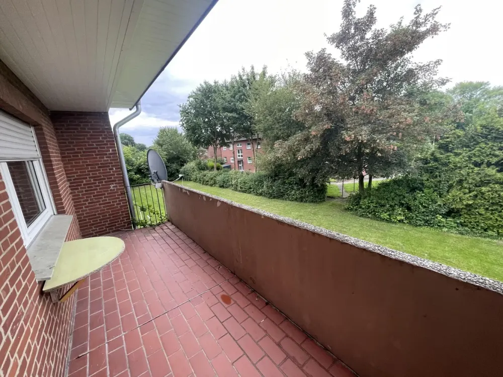 3-Room Apartment with Balcony in a Quiet Location
