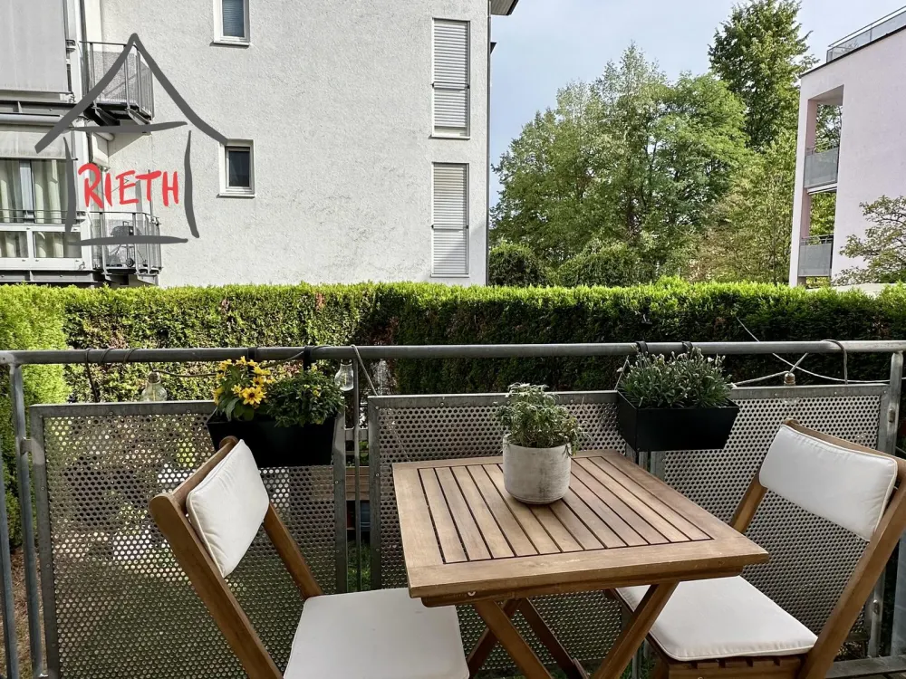 * Zentral, charmant und mit Garten *