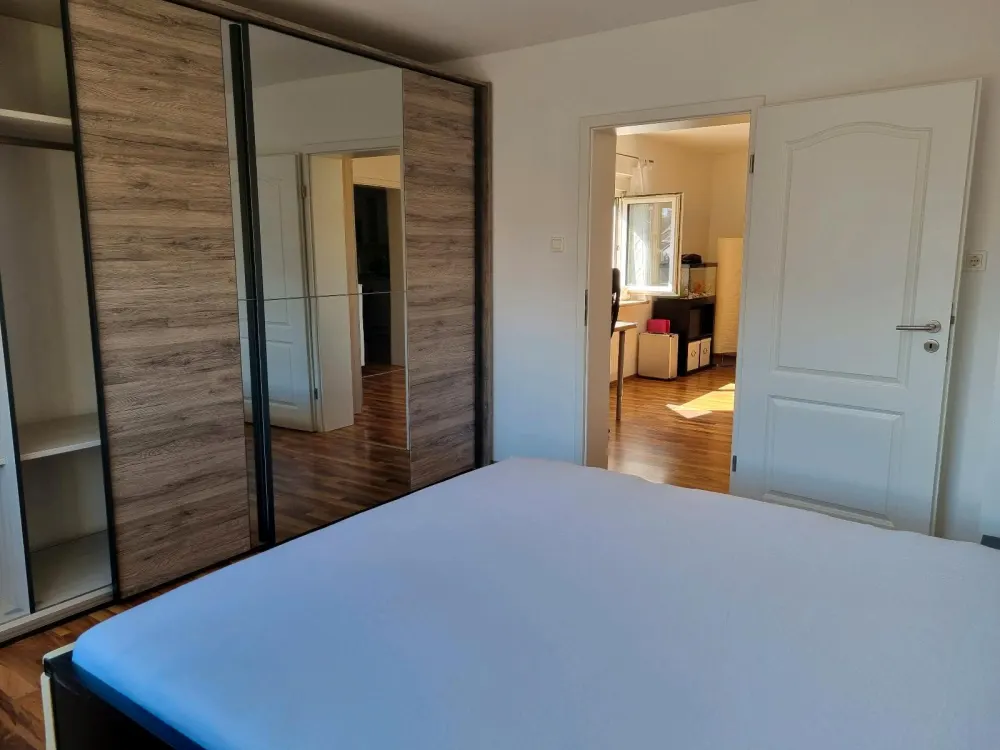 Frauen WG Zimmer zu vermieten