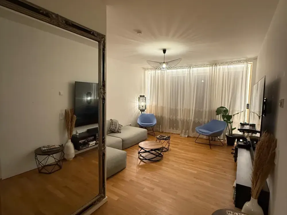 **Zwischenmiete 01.11.-21.11 **Moderne 3-Zimmer Wohnung mit Balkon in Berlin Prenzlauer Berg