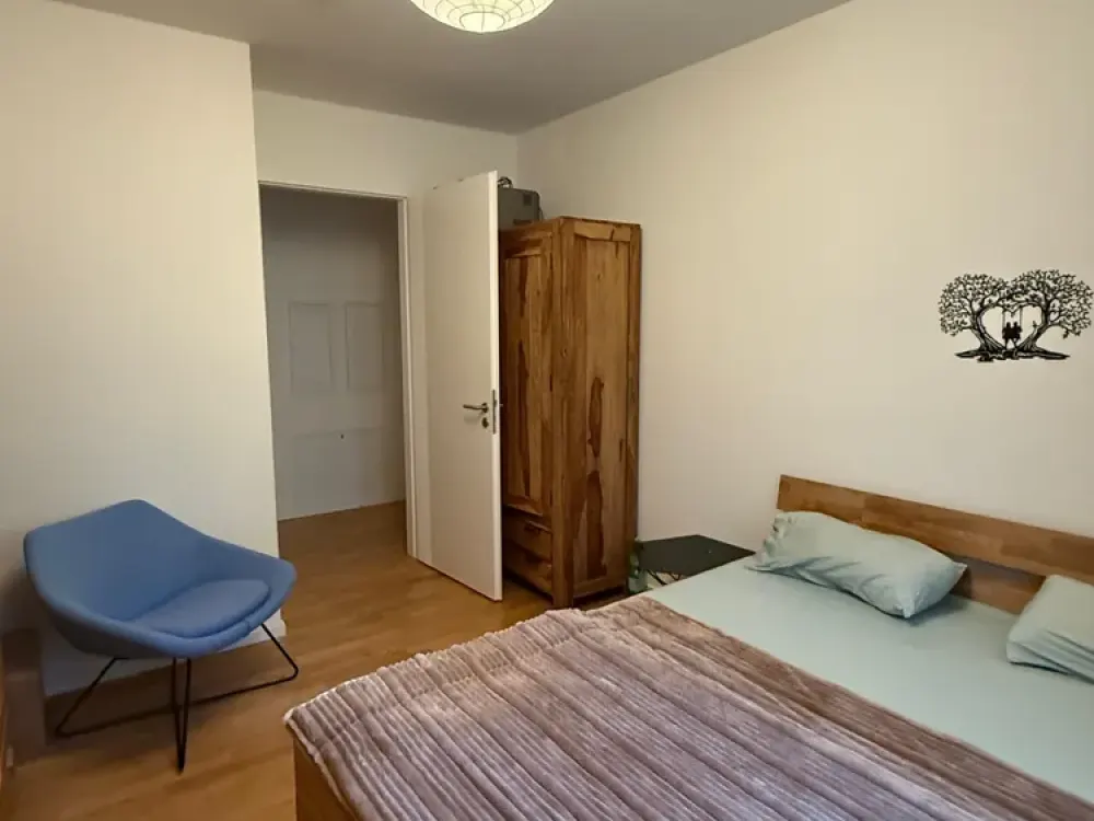 **Zwischenmiete 01.11.-21.11 **Moderne 3-Zimmer Wohnung mit Balkon in Berlin Prenzlauer Berg