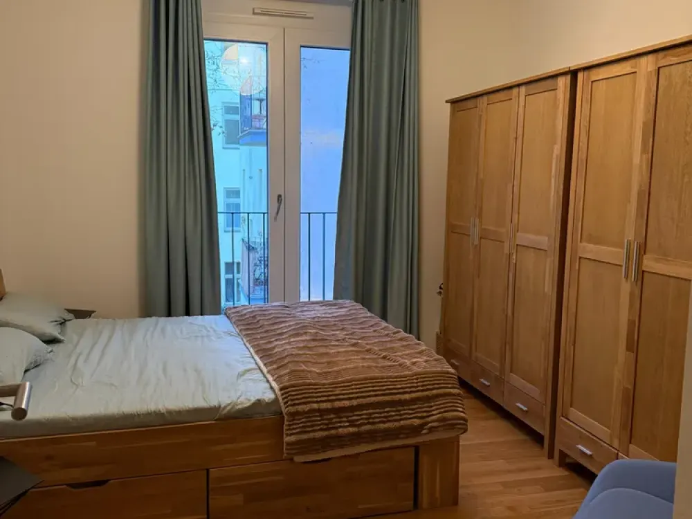 **Zwischenmiete 01.11.-21.11 **Moderne 3-Zimmer Wohnung mit Balkon in Berlin Prenzlauer Berg
