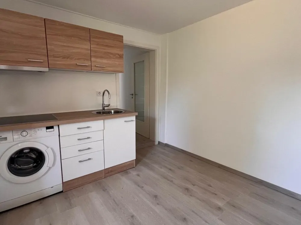 2-Zimmer Wohnung voll möbliert
