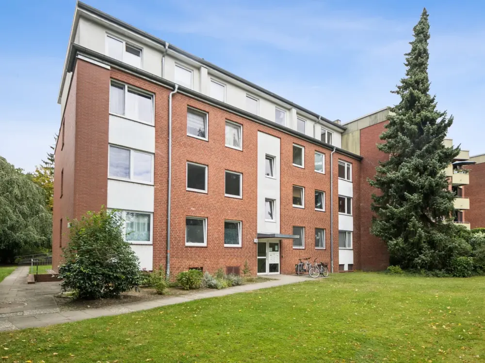 Komfortable 3-Zimmer-Wohnung mit hochwertiger Ausstattung und Balkon in Hamburg-Meiendorf