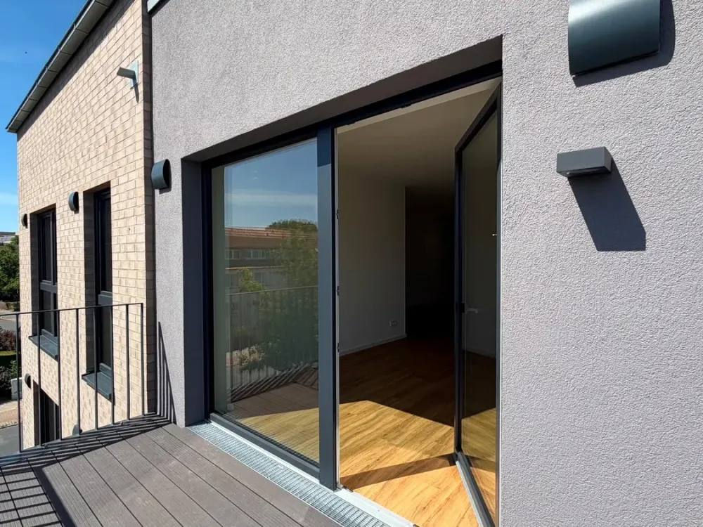 Moderne 3-Zimmer Neubau-Wohnung mit Balkon