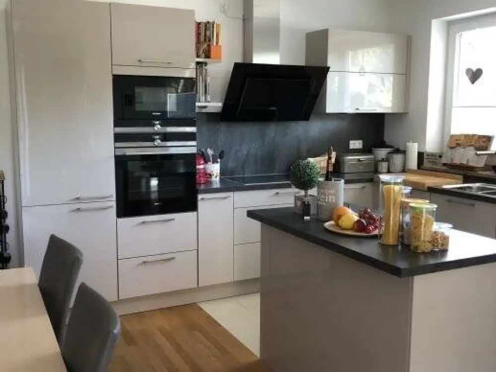 Luxuswohnung im EG links in Top-Wohnlage zu vermieten!
