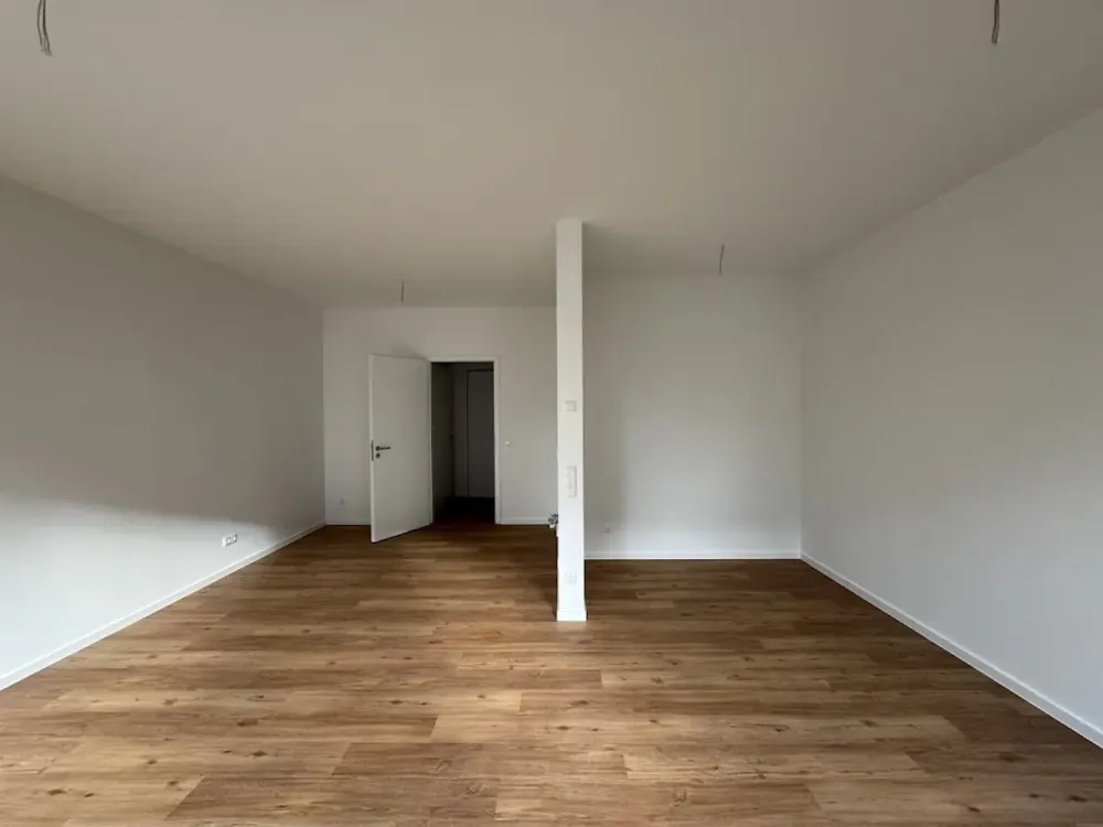 *Neubau in Altglienicke, modernes Wohnen im Grünen*