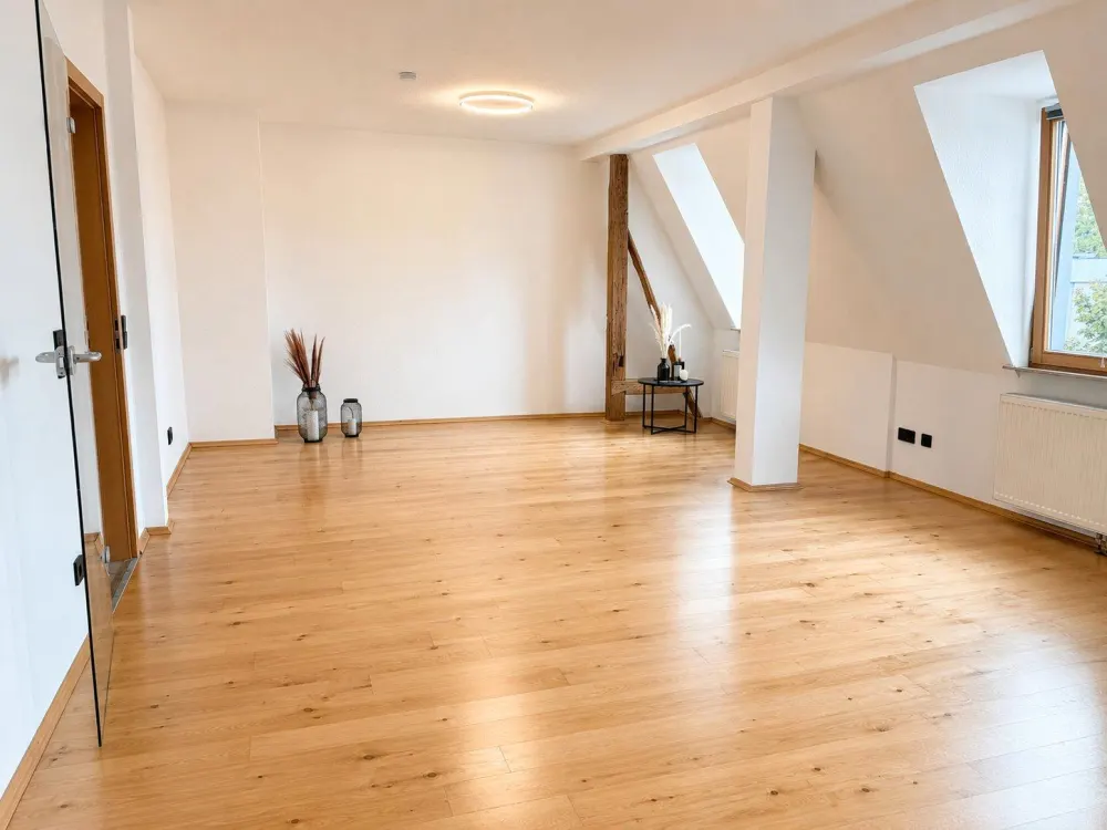 Wohnen am Stadtpark: Helle 85qm Maisonettewohnung in Fürth