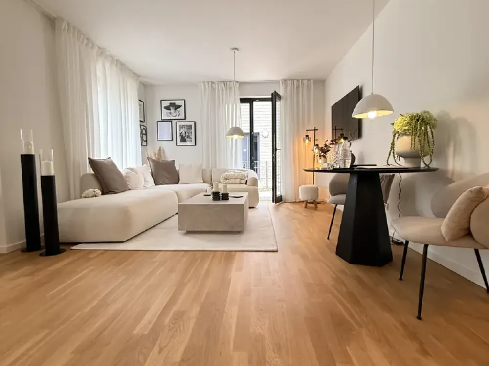 3 Zimmer Erdgeschosswohnung mit Terrasse und Garten zum 15.09. zu vermieten
