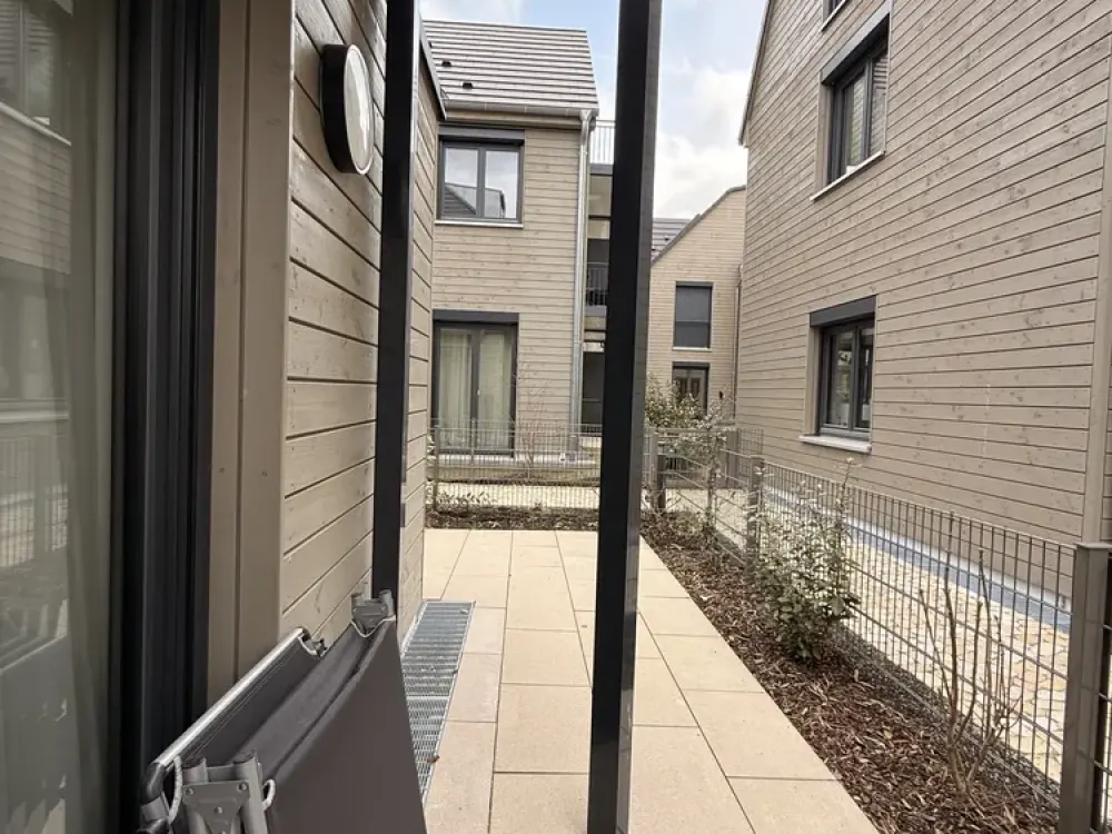 3 Zimmer Erdgeschosswohnung mit Terrasse und Garten zum 15.09. zu vermieten