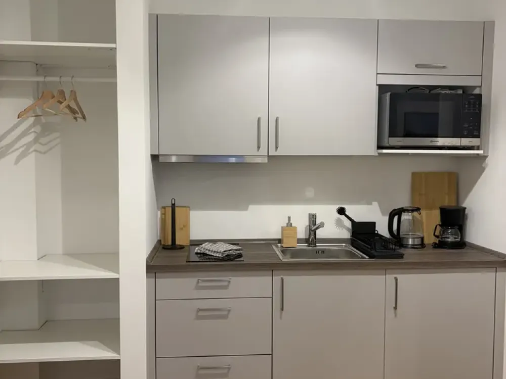 „Rundum-sorglos-Wohnen“ in Hamburg-Lurup: Exklusives Apartment mit All-Inclusive-Miete