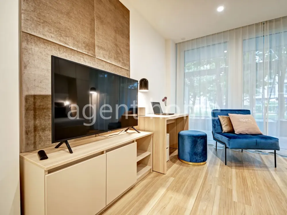 FURNISHED - BEST LOCATION - Modern Business Apartment with Balcony