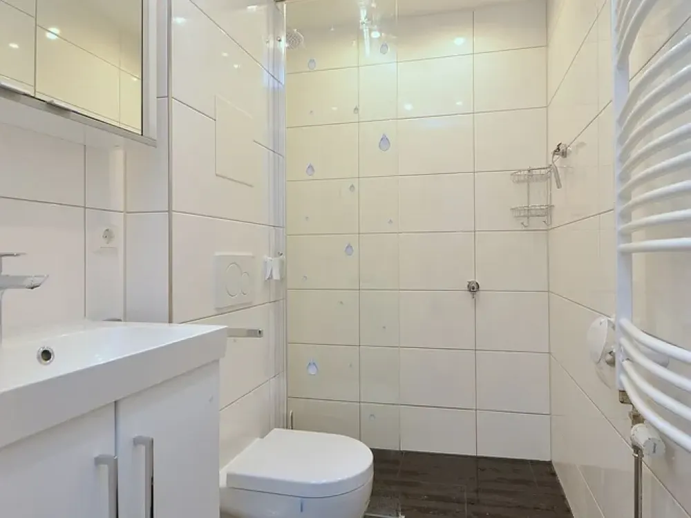 Hochwertig renovierte und möblierte Wohnung in Stuttgart Hoffeld