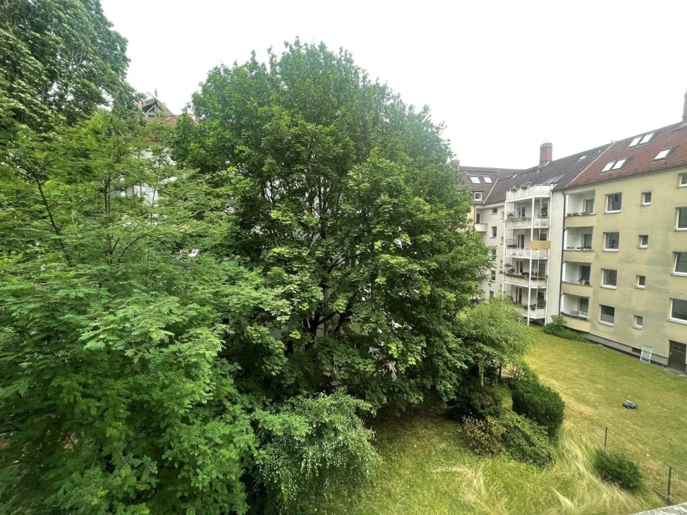 Erstbezug nach Sanierung: 3-Zimmer, Küche, Bad mit Süd/Westbalkon