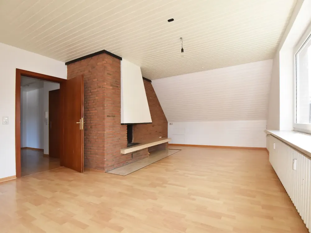 Viel Ruhe mit herrlichem Weitblick ins Aumühler Billetal: Individuelle DG-Wohnung mit Westbalkon