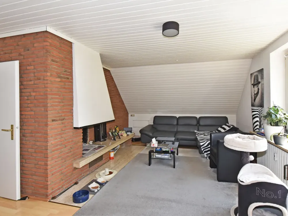 Viel Ruhe mit herrlichem Weitblick ins Aumühler Billetal: Individuelle DG-Wohnung mit Westbalkon