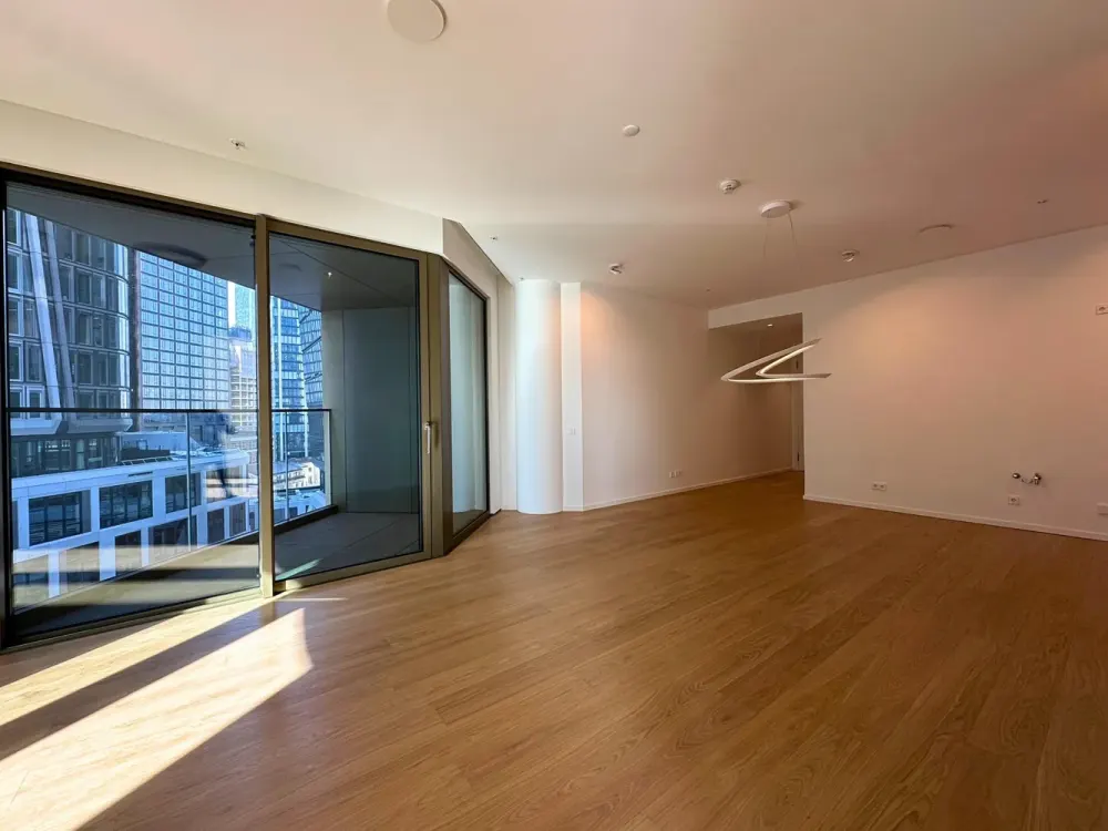 FOUR: Urbanes Wohnen im Herzen Frankfurts