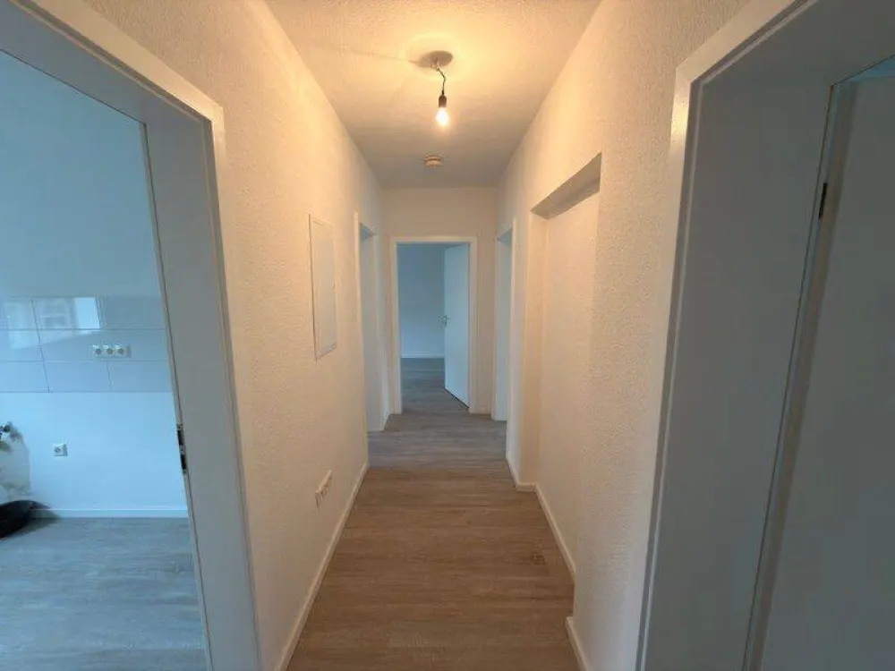 Perfekt für uns: frisch renovierte 3-Zimmer-Wohnung