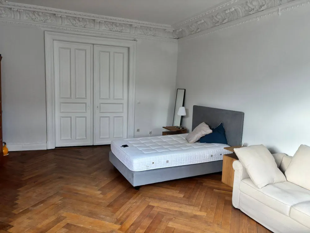 Rotherbaum: 1-Zi-Altbau in Uninähe: Wohnbüro, Praxis, Atelier